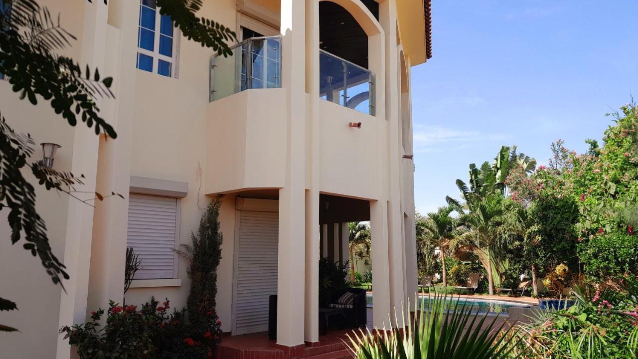 villa térangart saly Esterno foto