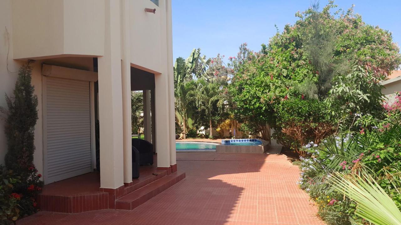 villa térangart saly Esterno foto
