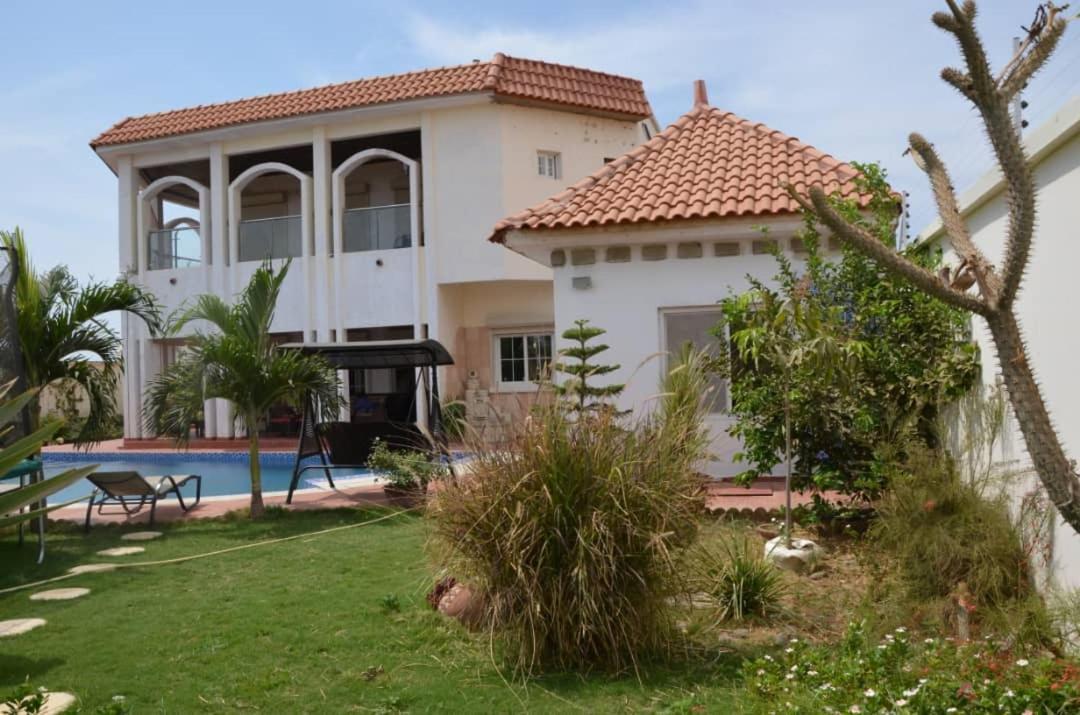 villa térangart saly Esterno foto